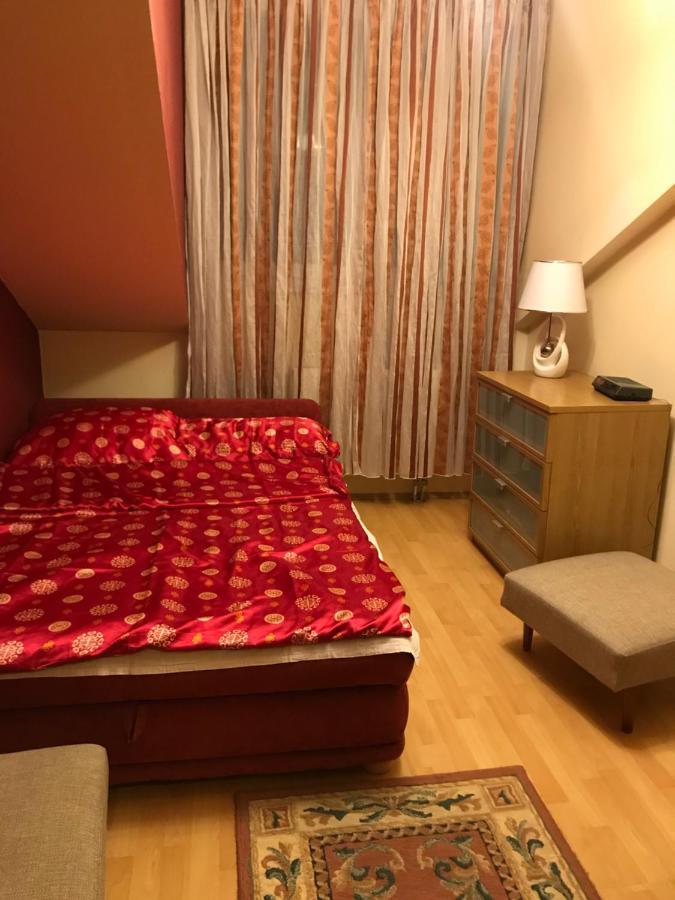 Dom Otwarty Dla Gosci Apartment Gdynia Bagian luar foto